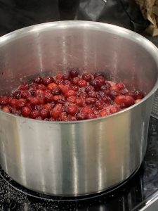 Stewed cranberries