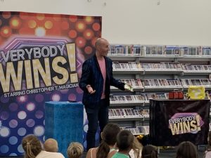 Magic show at the Vista library for summer fun