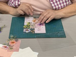 flower frames art class at the Vista Library