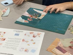 flower frames art class at the Vista Library