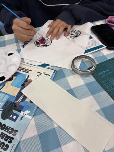 Suncatcher art class at the Vista library