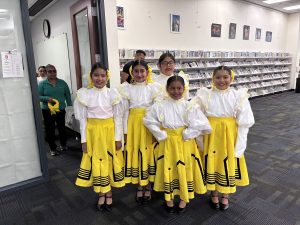 Baile Folklorico at the Vista Library
