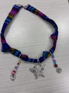 Necklace making class at the Vista Library